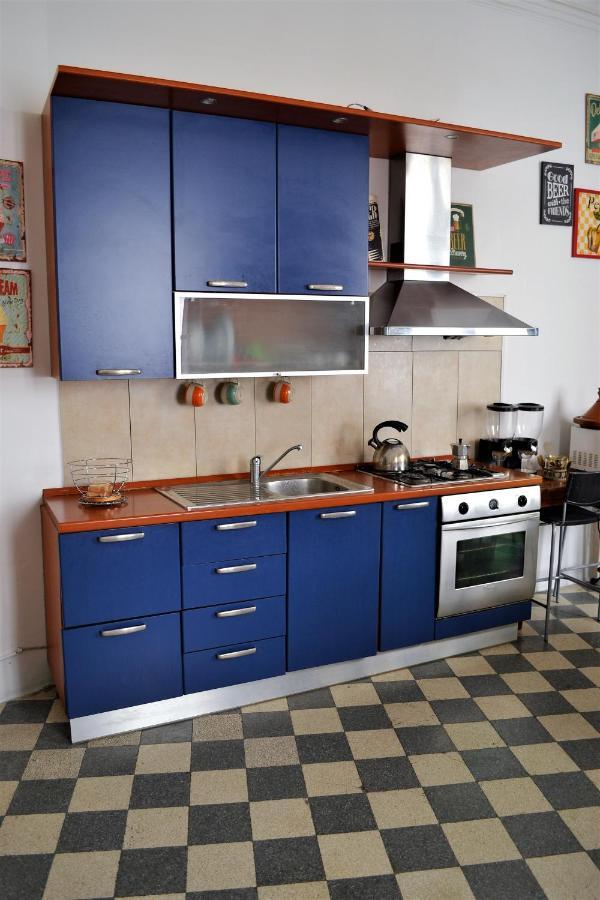 Via Zara Hostel Palermo Bagian luar foto